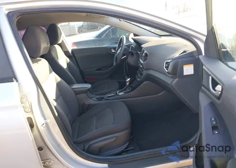 2018 Hyundai Ioniq Hybrid Blue z USA, uszkodzony, nr VIN KMHC65LC9JU065305